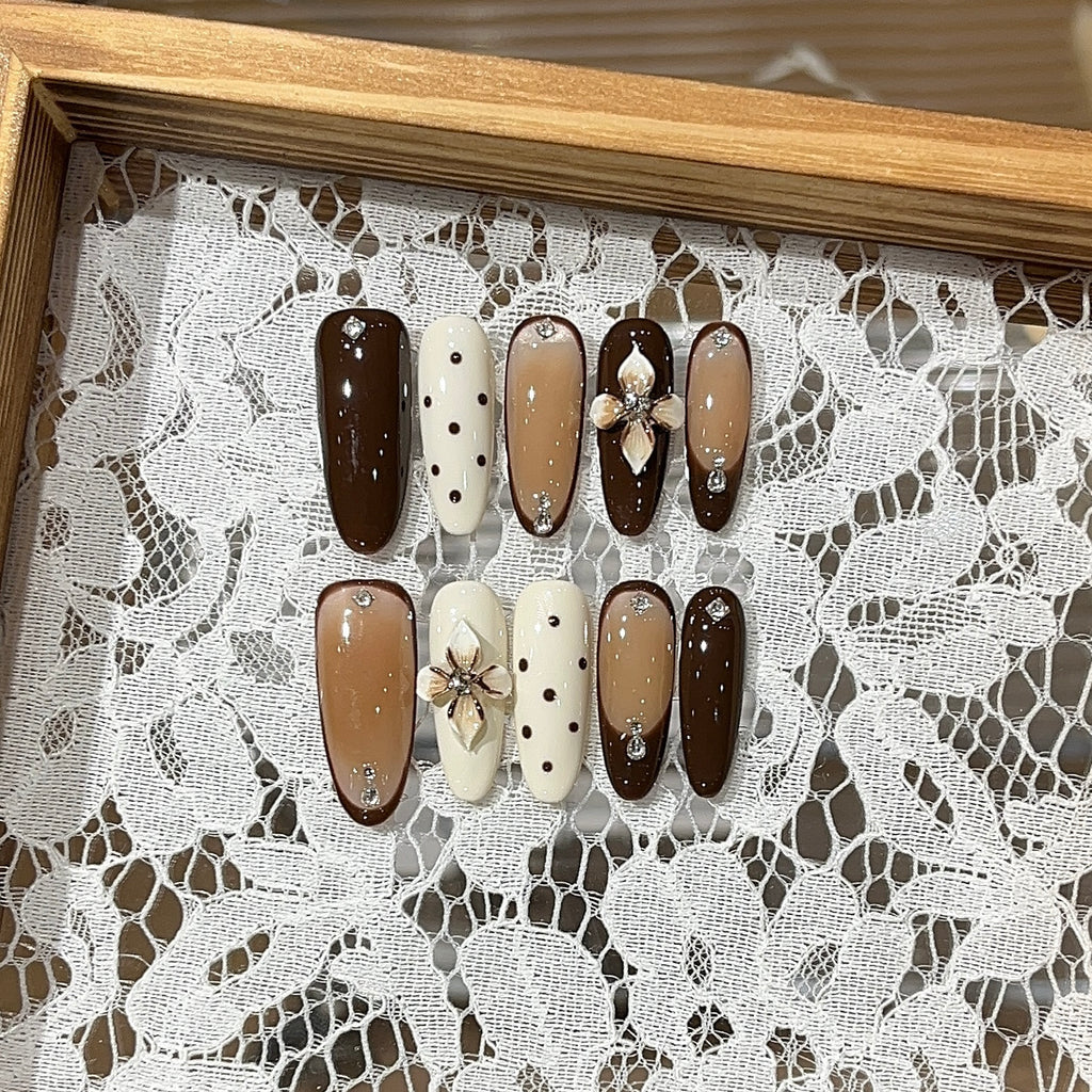摩卡烤奶 穿戴甲
