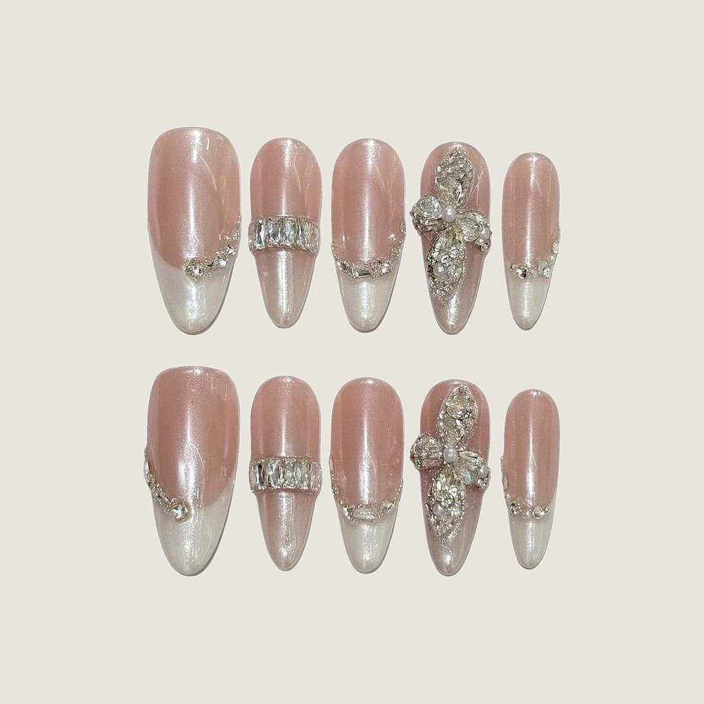 Hailey Flower Press-on Nails